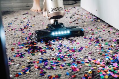 How to use clean carpet with machine